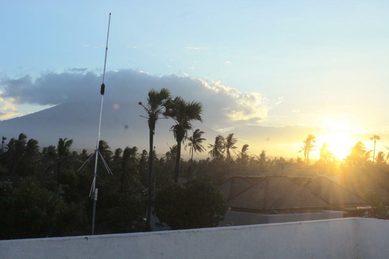 Adore Guesthouse อาเม็ด ภายนอก รูปภาพ