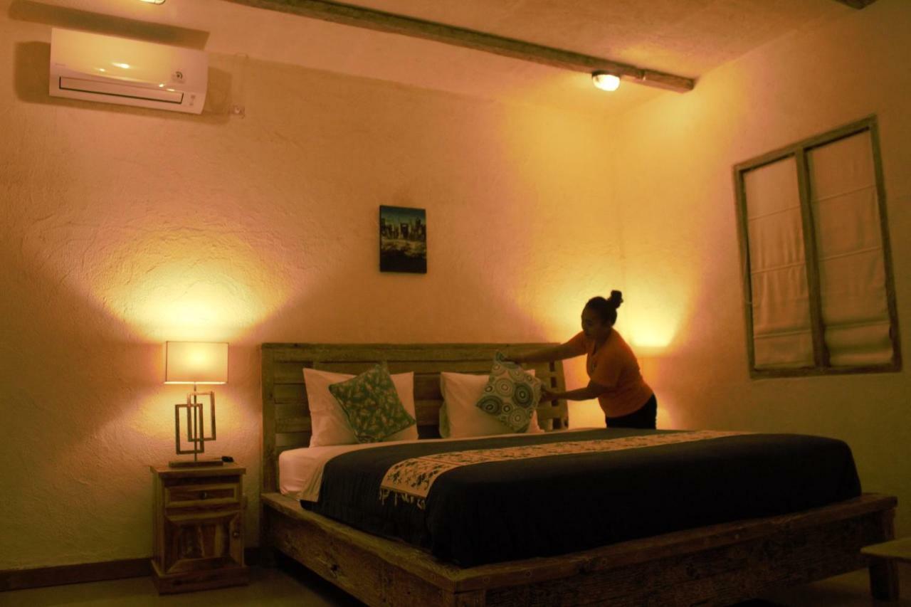 Adore Guesthouse อาเม็ด ภายนอก รูปภาพ